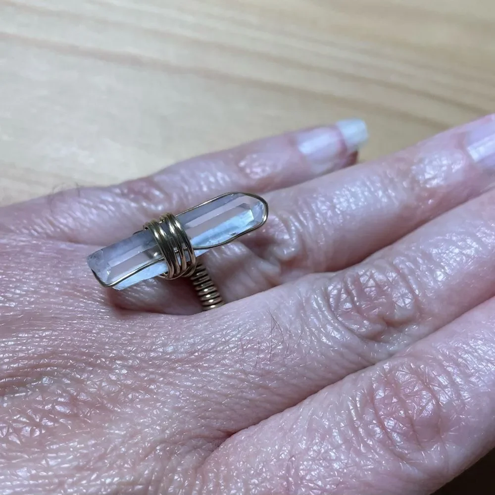 Crystal Quartz Point Gold Tone‎ Brass Ring 6.5